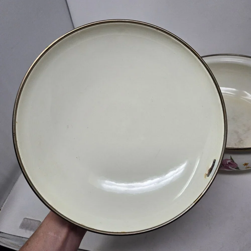 Vintage Normandy Taiwan Lily Floral Enamelware Casserole Dish With Lid & Brass H